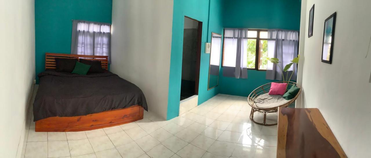 La Casa - Thakhek Vandrarhem Exteriör bild