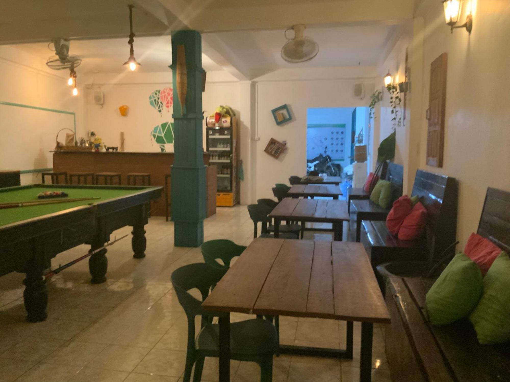 La Casa - Thakhek Vandrarhem Exteriör bild